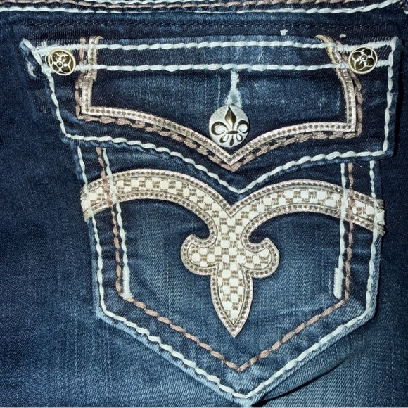 Rock Revival 27 (28X33) Saralyn Easy Skinny Low rise Dark Embroidery Flap Pocket - Picture 5 of 12